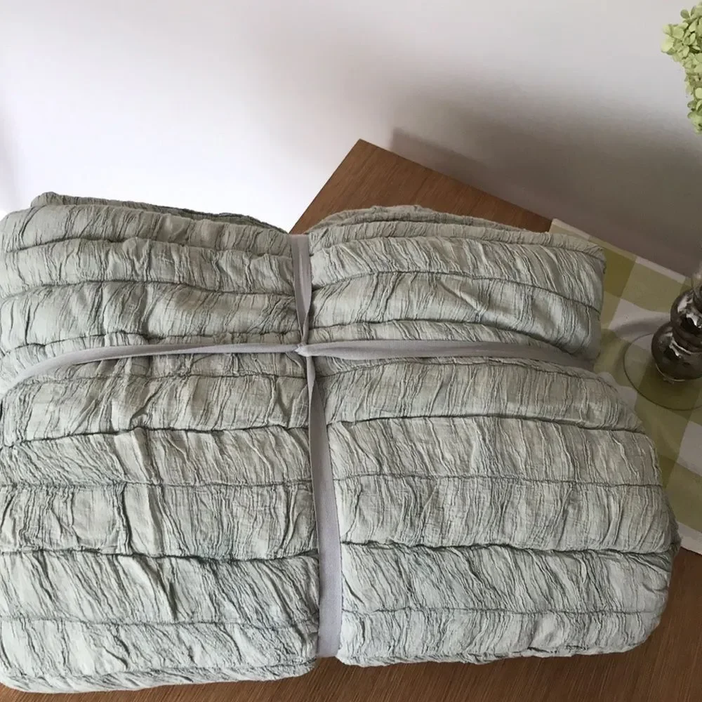 Anthropologie Voile Vienna Ruched Quit in Fog Grey in Twin size
